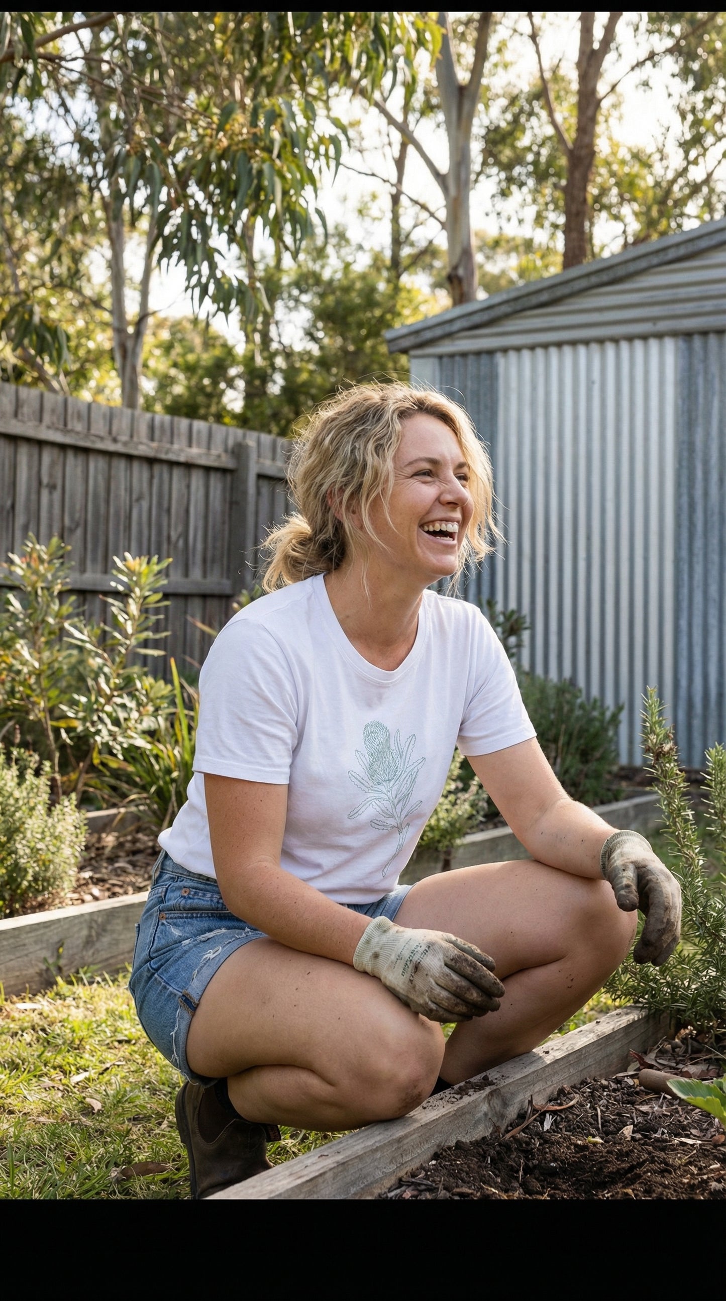 Banksia Australian Native T-Shirt White